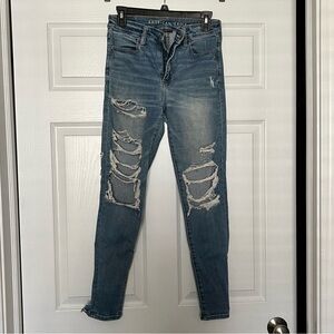 american eagle distressed jeans